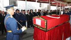 Hava Kuvvetleri Komutanı Hava Orgeneral Ziya Cemal KADIOĞLU, 16’ncı Hv.K.K. (E) Hv.Org. Halil SÖZER’in Cenaze Törenine Katıldı 4 / 6  4 / 6