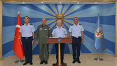 Hava Kuvvetleri Komutanı Hava Orgeneral Ziya Cemal KADIOĞLU’nun, Hava Teknik Okullar Komutanlığını Ziyareti 1 / 6  1 / 6