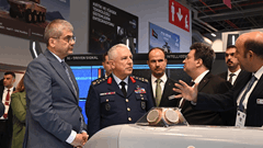Hava Kuvvetleri Komutanı Hava Orgeneral Ziya Cemal KADIOĞLU, 17'nci Uluslararası Savunma Sanayii Fuarı'nı Ziyaret Etti 6 / 12  6 / 12