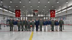 Hava Kuvvetleri Komutanı Hava Orgeneral Ziya Cemal KADIOĞLU, 401’inci Test Filo Komutanlığının 10’uncu Kuruluş Yıl Dönümü’ne Katıldı 1 / 2  1 / 2