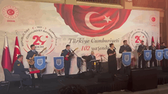 Yüzyıllarca Kutlanacak Cumhuriyetimiz 1 / 1  1 / 1