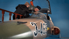 Hayaller Engel Tanımaz 4 / 10  4 / 10