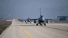 Hava Kuvvetleri Komutanı Hava Orgeneral Ziya Cemal KADIOĞLU, KIZILELMA İnsansız Savaş Uçağı ile Aynı Kolda Uçtu 9 / 16  9 / 16