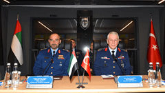 Birleşik Arap Emirlikleri Hava Kuvvetleri ve Hava Savunma Komutanı Tümgeneral Rashed Mohamed Abdulla AL SHAMSI ve Beraberindeki Heyetin Ziyareti 1 / 6  1 / 6