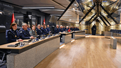 Arnavutluk Hava Kuvvetleri Komutanı Tümgeneral Ferdinant DIMO ve Beraberindeki Heyetin Ziyareti 3 / 6  3 / 6