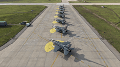 Çok Uçaklı Taarruz Eğitimi Başarı İle İcra Edildi 3 / 6  3 / 6