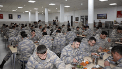 Mehmetçiklerimiz İlk Sahurlarını Yaptı 6 / 7  6 / 7