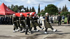 Hava Kuvvetleri Komutanı Hava Orgeneral Ziya Cemal KADIOĞLU, Kahraman Silah Arkadaşımızı Ebedi Filoya Uğurladı 6 / 15  6 / 15