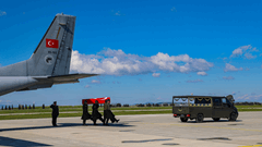 Hava Kuvvetleri Komutanı Hava Orgeneral Ziya Cemal KADIOĞLU, Kahraman Silah Arkadaşımızı Ebedi Filoya Uğurladı 1 / 15  1 / 15