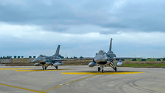 Esnek Caydırıcılık Kapsamında, NATO Hava Sahasında Eğitim 1 / 4  1 / 4