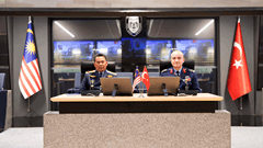 Malezya Hava Kuvvetleri Komutan Yardımcısı Korgeneral Dato’ Nur Hafis Bin ABDUL KARIM ve Beraberindeki Heyetin, Hava Kuvvetleri Komutanlığını Ziyareti 4 / 6  4 / 6