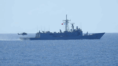 Gemiye İniş-Kalkış Eğitimi Başarıyla İcra Edildi 3 / 4  3 / 4