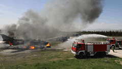 Uçak Yangınına Müdahale Tatbikatı başarıyla gerçekleştirildi 1 / 4  1 / 4