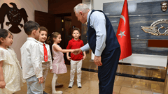 Hava Kuvvetleri Komutanı Hava Orgeneral Ziya Cemal KADIOĞLU, Sabiha GÖKÇEN Gündüz Bakımevinin Minik Öğrencilerini Kabul Etti 5 / 5  5 / 5