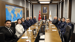 Millî Savunma Bakanı Yaşar GÜLER Hava Kuvvetleri Komutanlığı Personelini Kabul Etti 2 / 2  2 / 2