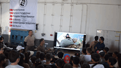 Geleceğin Parlayan  Yıldızları, Göklerin Kahramanlarıyla Buluştu 2 / 4  2 / 4