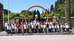 Geleceğin Parlayan  Yıldızları, Göklerin Kahramanlarıyla Buluştu 1 / 4  1 / 4