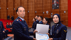 Hava Teknik Okullar Komutanlığımızda Mezuniyet Töreni 3 / 4  3 / 4