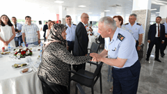 Hava Kuvvetleri Komutanı Hava Orgeneral Ziya Cemal KADIOĞLU Şehitlerimizin Kıymetli Aileleriyle Bir Araya Geldi 3 / 4  3 / 4