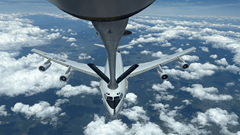 E-3A AWACS Uçağına Havada Yakıt İkmali Gerçekleştirdi 1 / 2  1 / 2
