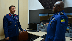 Gabon Hava Kuvvetleri Komutanı Korgeneral Jean Claude MOUGNANGUI’nin Ziyareti 2 / 4  2 / 4