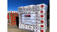 Türkiye Cumhuriyeti'nden A400M Uçağı ile İngiltere ve Libya'ya Sağlık Malzemeleri Yardımı 7 / 11  7 / 11