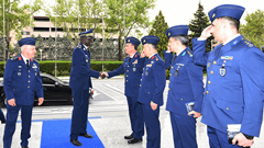 Senegal Hava Kuvvetleri Komutanı Tuğgeneral El Hadji NIANG’ın Ziyareti 2 / 3  2 / 3